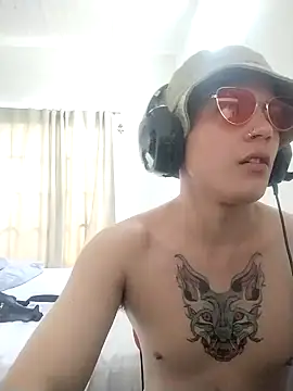 Xtrem3HARDxxx online show from December 2024 01:29:01 PM