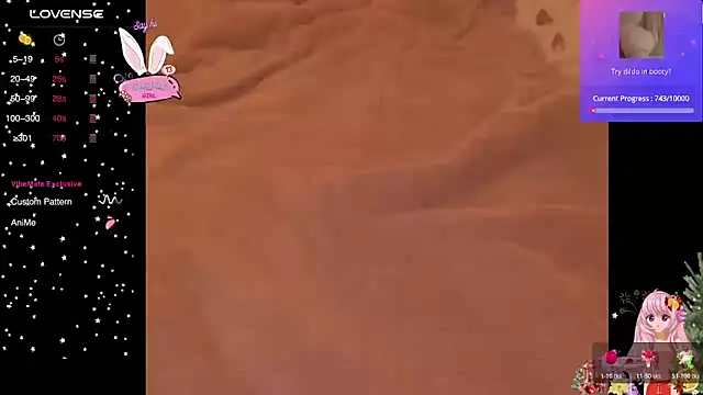 Snapshot of Blondecandie chatting on February 2026 06:52:02 PM Blondecandie online show from February 2026 06:52:02 PM