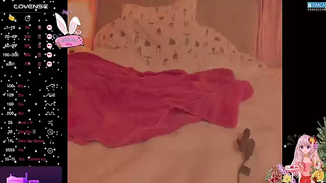 Snapshot of Blondecandie chatting on February 2026 05:23:02 PM Blondecandie online show from February 2026 05:23:02 PM