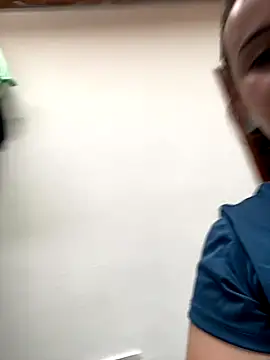 Snapshot of Im_Amelia chatting on November 2025 12:39:02 PM Im Amelia online show from November 2025 12:39:02 PM