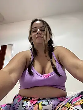 Im Amelia online show from April 2026 01:04:02 PM