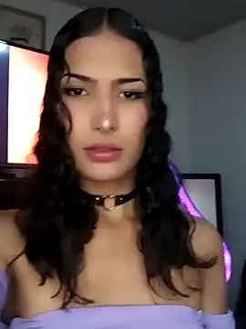 Lanna hott  online show from September 2025 06:52:01 PM