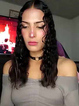 Lanna hott  online show from November 2025 01:55:02 AM