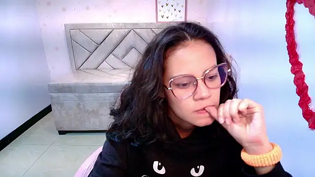 Tyna ch online show from February 2025 04:24:02 PM