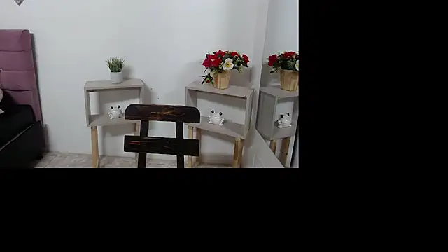 Snapshot of ZashaRomero chatting on February 2025 07:17:02 PM ZashaRomero online show from February 2025 07:17:02 PM