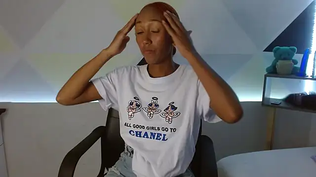 Snapshot of ZashaRomero chatting on February 2025 11:25:02 PM ZashaRomero online show from February 2025 11:25:02 PM