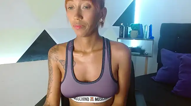 Snapshot of ZashaRomero chatting on March 2025 09:51:01 PM ZashaRomero online show from March 2025 09:51:01 PM