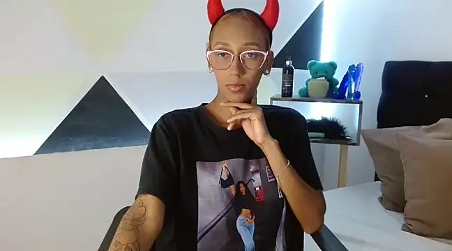 Snapshot of ZashaRomero chatting on March 2025 08:29:02 PM ZashaRomero online show from March 2025 08:29:02 PM