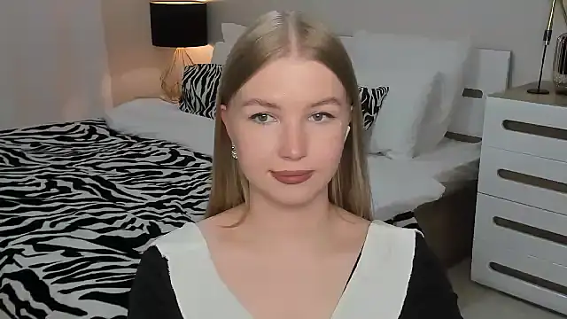 shy  lady online show from April 2026 11:32:02 PM