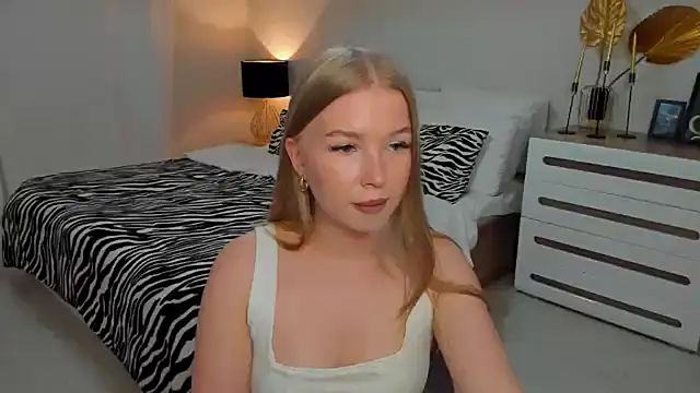 shy  lady online show from May 2026 06:03:01 PM