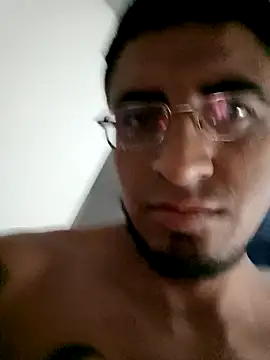 Snapshot of ale3J4a chatting on December 2024 02:16:02 PM ale3J4a online show from December 2024 02:16:02 PM