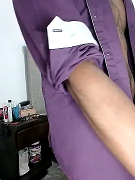 Snapshot of ale3J4a chatting on January 2025 11:34:02 PM ale3J4a online show from January 2025 11:34:02 PM