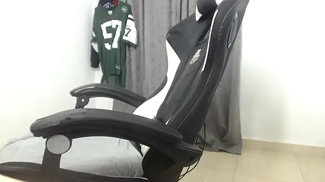 Snapshot of seux-88 chatting on March 2026 12:27:02 AM seux-88 online show from March 2026 12:27:02 AM