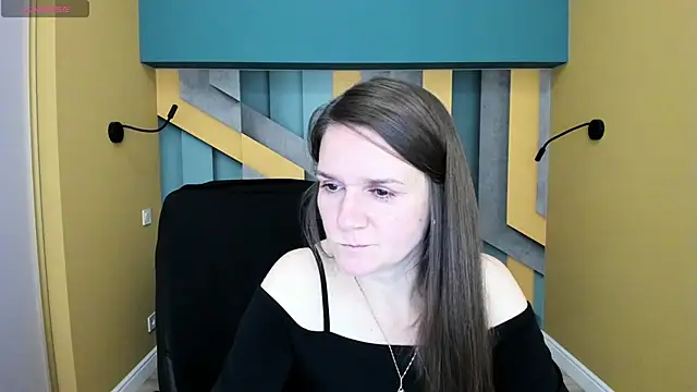 AriaGray online show from October 2025 01:19:01 PM