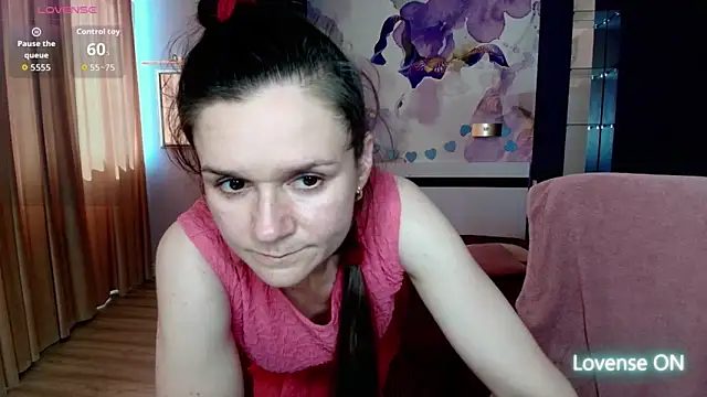 Snapshot of AriaGray chatting on April 2026 11:58:02 AM AriaGray online show from April 2026 11:58:02 AM