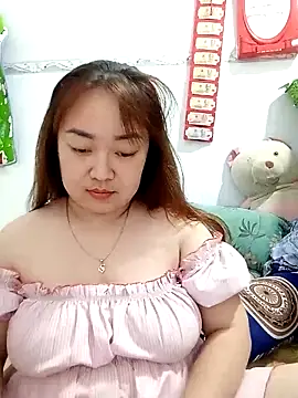 VyOanh2K online show from February 2025 12:43:02 PM