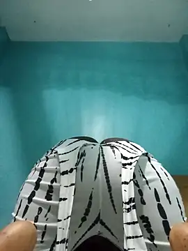 Snapshot of Gold-aass chatting on December 2025 11:02:01 PM Gold-aass online show from December 2025 11:02:01 PM