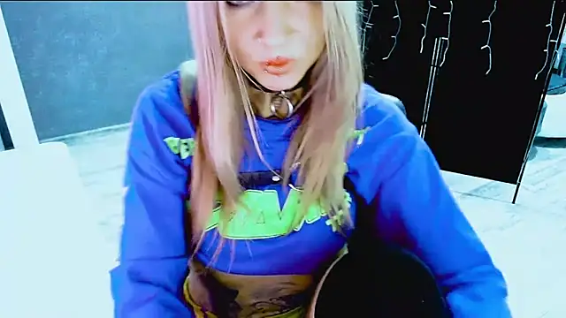 Snapshot of InesGold chatting on September 2025 08:21:02 PM InesGold online show from September 2025 08:21:02 PM