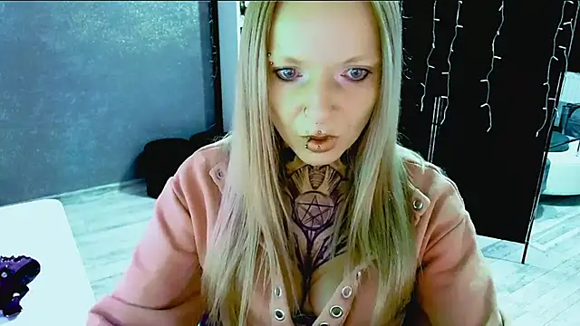 Snapshot of InesGold chatting on September 2025 07:10:02 AM InesGold online show from September 2025 07:10:02 AM