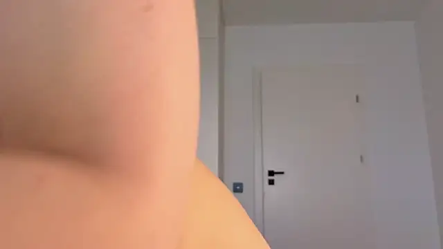 Cleopatra3101 online show from April 2026 09:11:02 AM