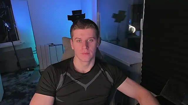 Bruno Banani online show from October 2025 03:46:01 PM