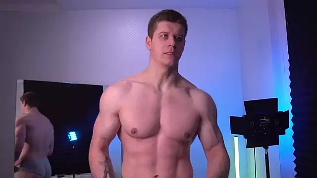 Bruno Banani online show from November 2025 03:55:02 PM