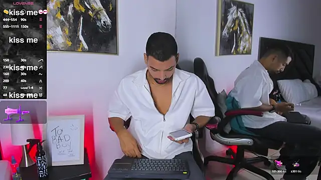 Snapshot of Andrew_x777 chatting on February 2026 01:32:02 PM Andrew x777 online show from February 2026 01:32:02 PM