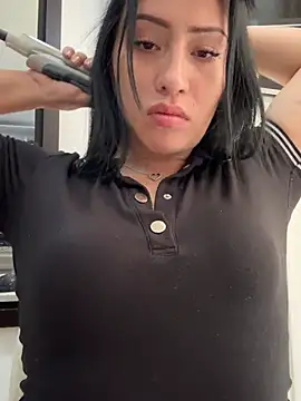 Snapshot of Sara_luna_ chatting on March 2025 02:55:02 PM Sara luna online show from March 2025 02:55:02 PM