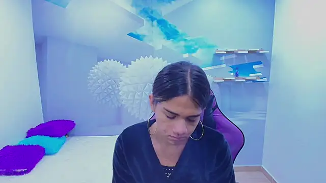 DEMI LEED online show from November 2025 01:23:02 PM