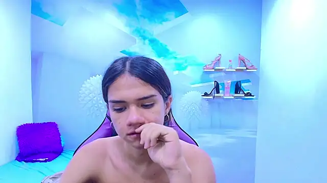 DEMI LEED online show from December 2025 08:14:01 PM