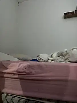 sammoura01 online show from November 2025 03:17:01 AM