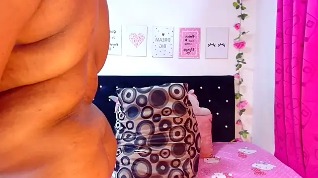 Snapshot of CiaraEbony chatting on February 2025 09:30:01 AM CiaraEbony online show from February 2025 09:30:01 AM