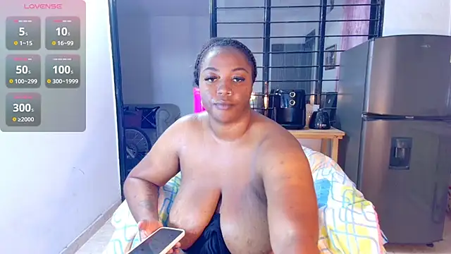 Snapshot of CiaraEbony chatting on February 2025 12:44:02 PM CiaraEbony online show from February 2025 12:44:02 PM