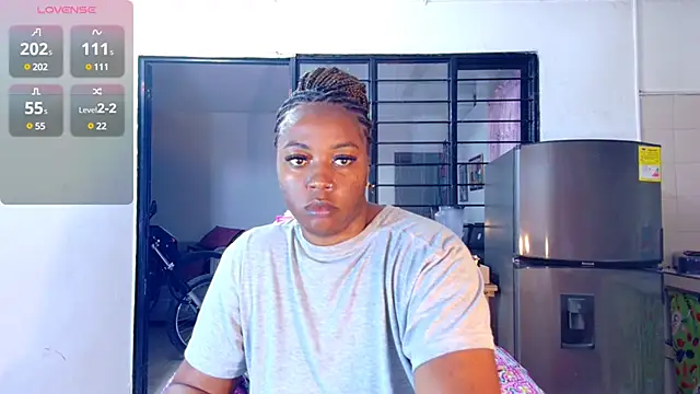 Snapshot of CiaraEbony chatting on March 2025 08:30:01 AM CiaraEbony online show from March 2025 08:30:01 AM