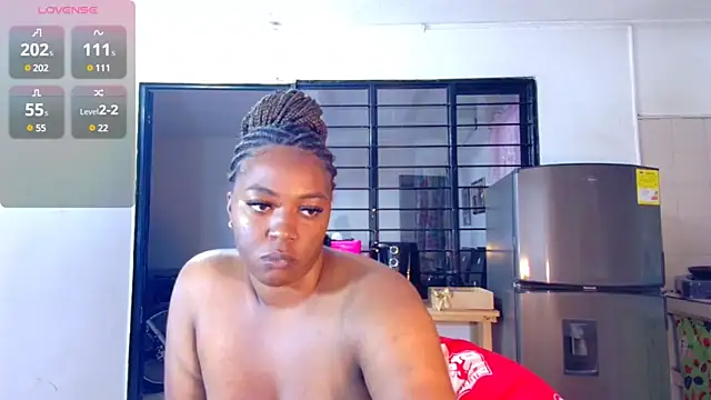 Snapshot of CiaraEbony chatting on March 2025 09:05:01 AM CiaraEbony online show from March 2025 09:05:01 AM