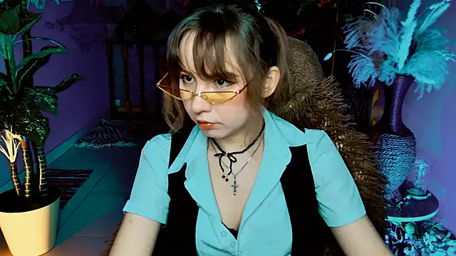 Snapshot of JasmineMilko chatting on March 2026 05:04:01 AM JasmineMilko online show from March 2026 05:04:01 AM