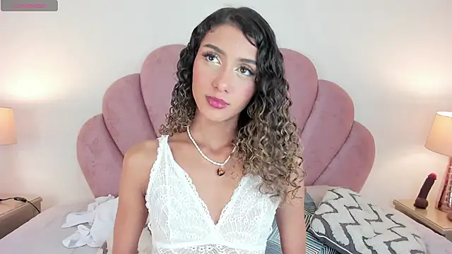Snapshot of Daddysgirl1_ chatting on September 2025 10:21:02 PM Daddysgirl1 online show from September 2025 10:21:02 PM