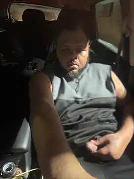 papijusto online show from November 2025 03:06:02 AM