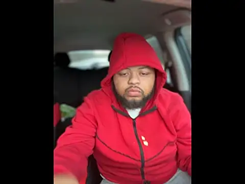 papijusto online show from December 2025 01:05:02 PM