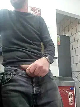 PublicNoFace online show from February 2025 02:27:02 PM