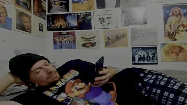 cloudyystar666 online show from November 2025 06:05:02 AM