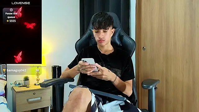  CamiloBass online show from May 2026 01:56:01 AM
