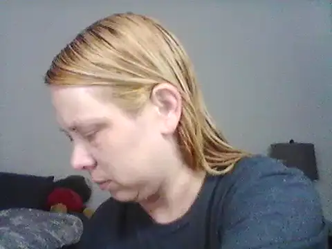 burrkitty online show from December 2024 02:31:01 AM