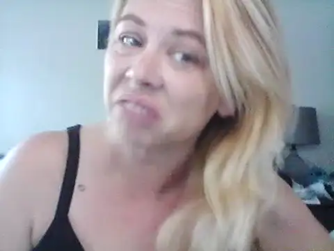 burrkitty online show from December 2024 12:32:02 AM