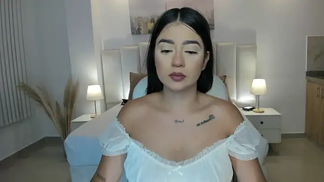 amelie jhons online show from February 2026 11:44:01 PM