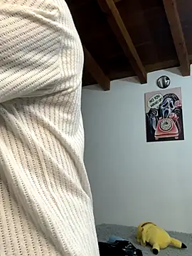 Valentino Xander online show from December 2025 03:56:01 AM