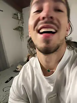 Snapshot of Valentino_Xander chatting on February 2026 04:41:01 AM Valentino Xander online show from February 2026 04:41:01 AM