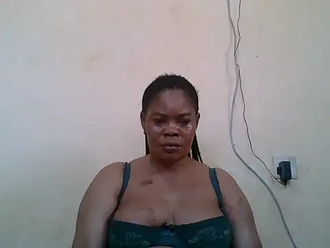 Snapshot of ANALQUEEN4 chatting on December 2025 06:55:02 AM ANALQUEEN4 online show from December 2025 06:55:02 AM