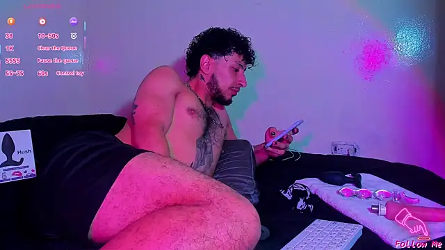 Piggy Eddy online show from April 2026 12:26:02 PM