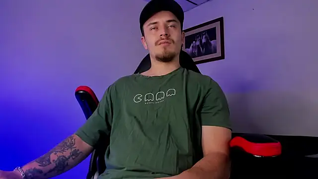 james connor2 online show from January 2025 07:01:02 PM